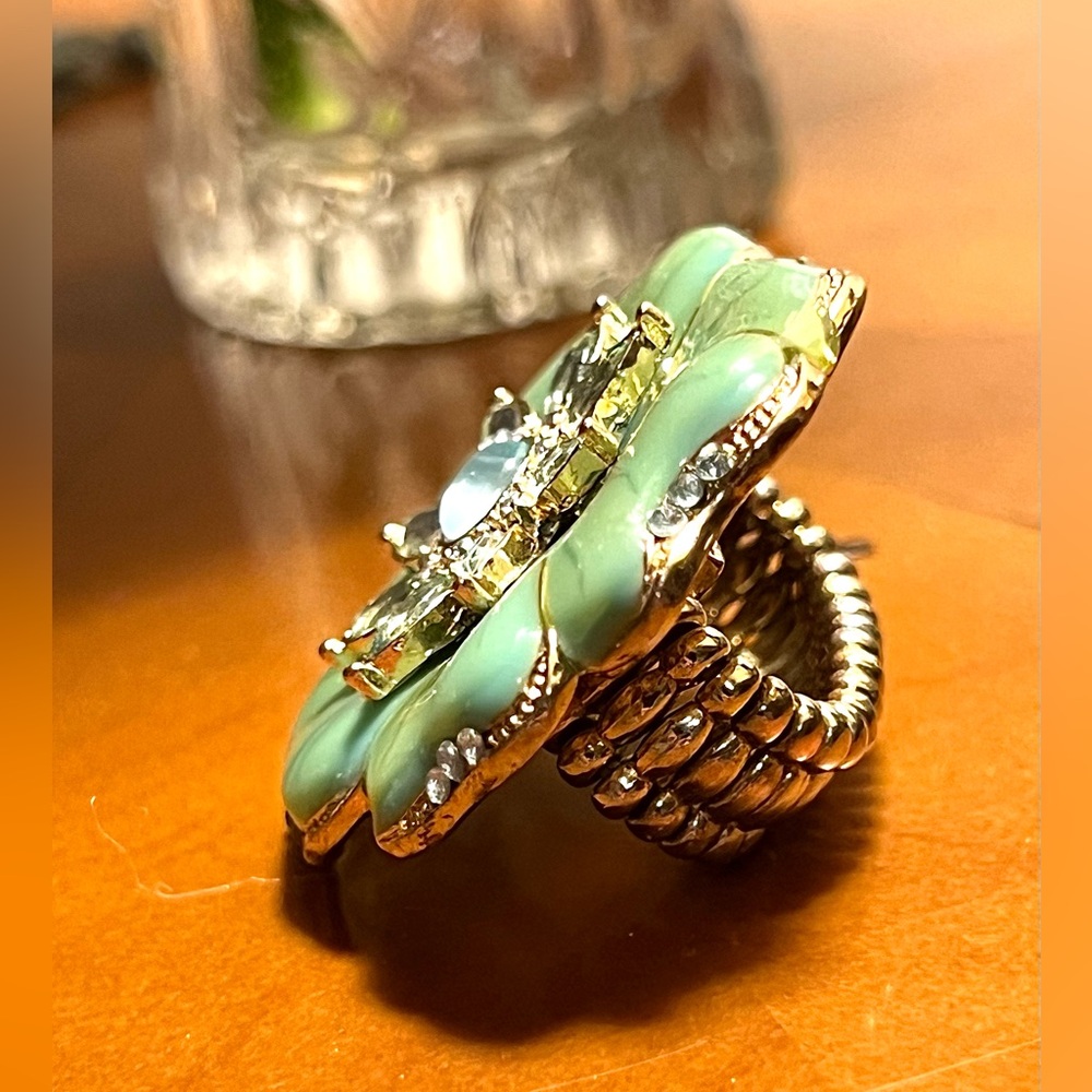 VTG Kenneth Jay Lane KJL Signed 2” Green Enamel Flower Statement Ring UV Glow